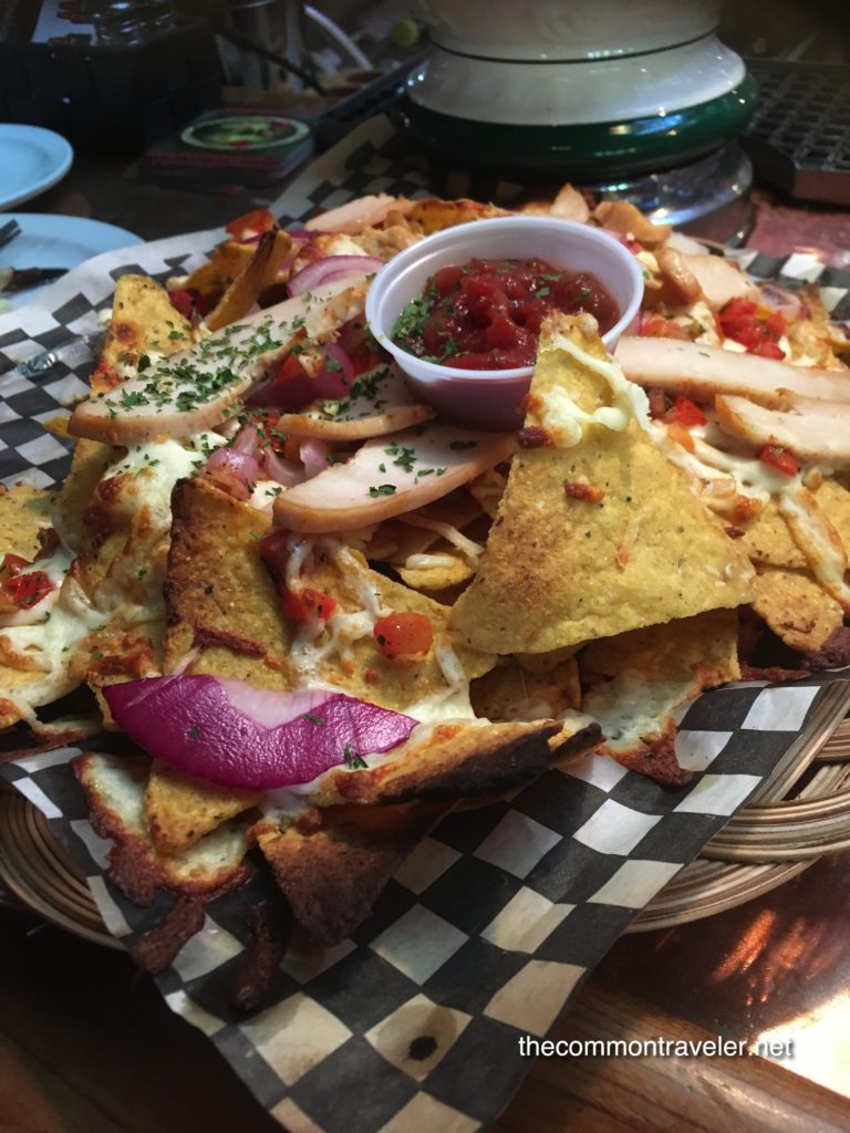 Saint Arnould chicken nachos