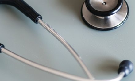 Top 5 Tips To Avoid Getting Sick While Traveling