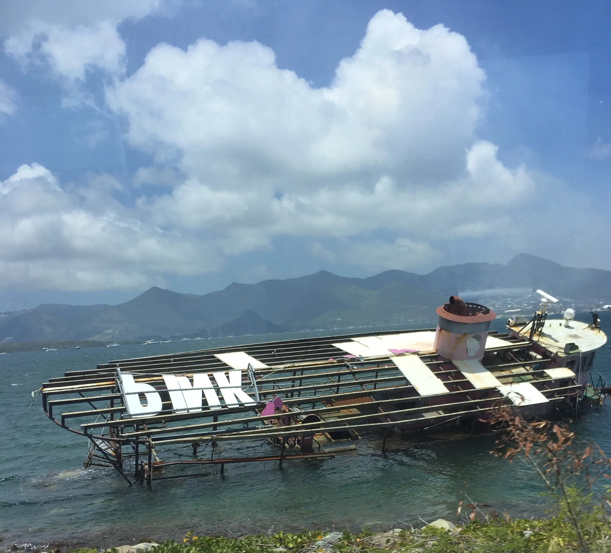 The Best Things to Do in St Marteen on a Port Day featured by top US travel blog, The Common Traveler