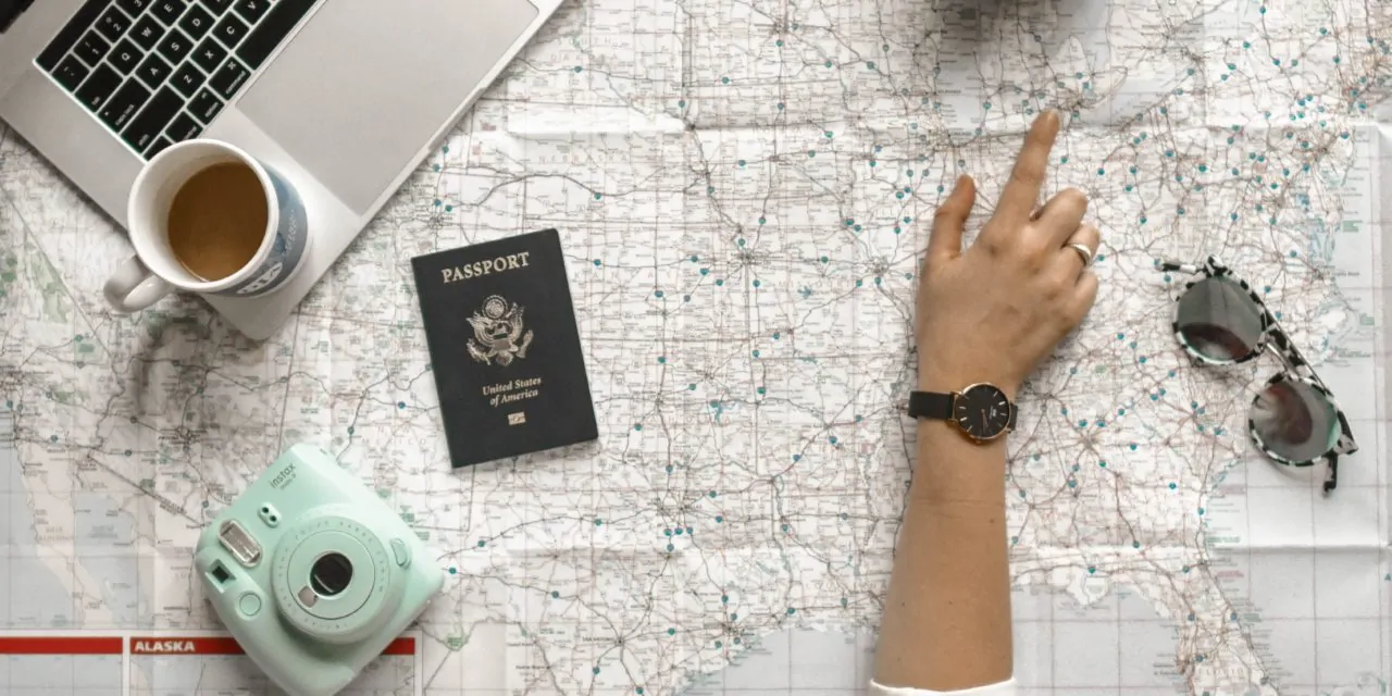 9 Tips for Surviving a Long Flight