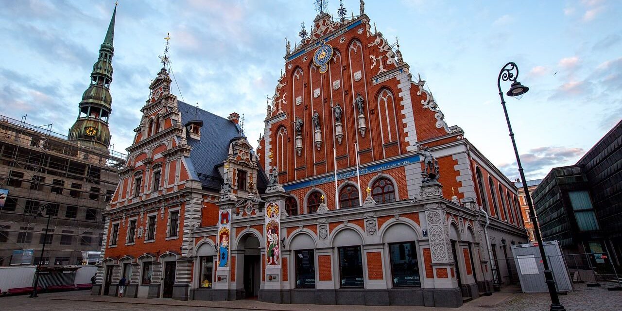 Top 10 Best Souvenirs from Latvia