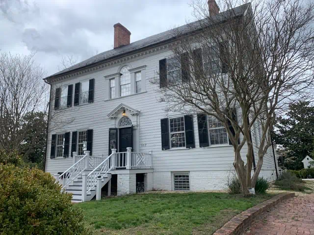 15 Best Things to Do in Salisbury MD by The Common Traveler | White historic building - Poplar Hill Mansion in Salisbury, MD, USA