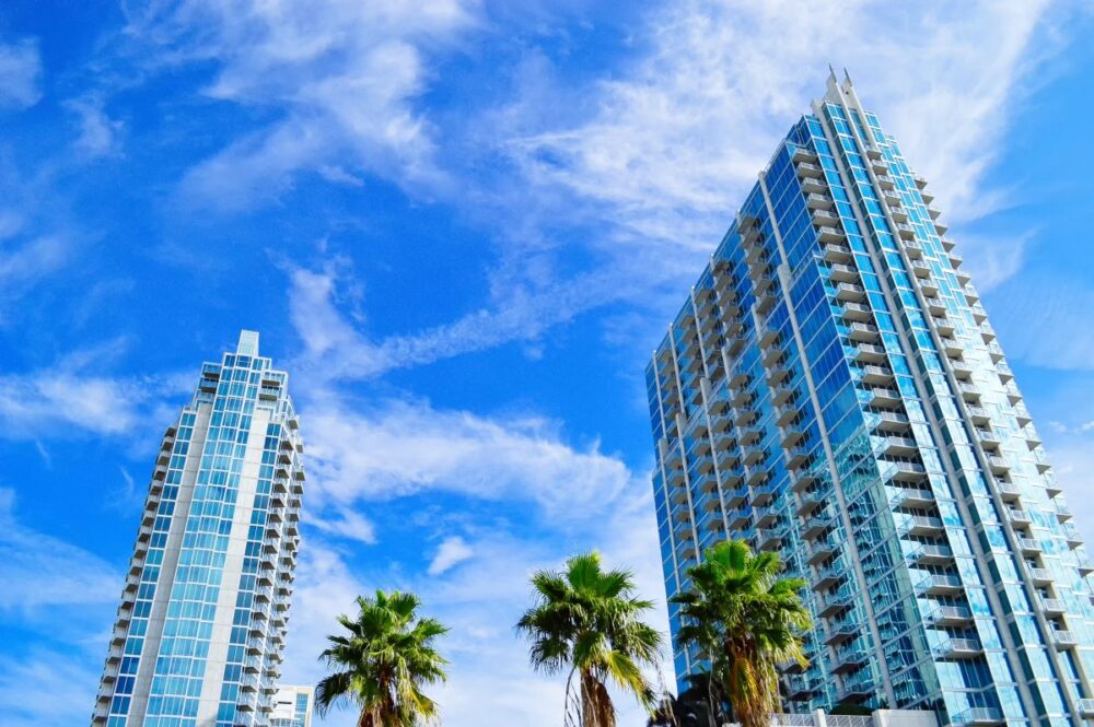 Best Things to Do in Tampa | The Common Traveler | image: high rise buildings in Tampa