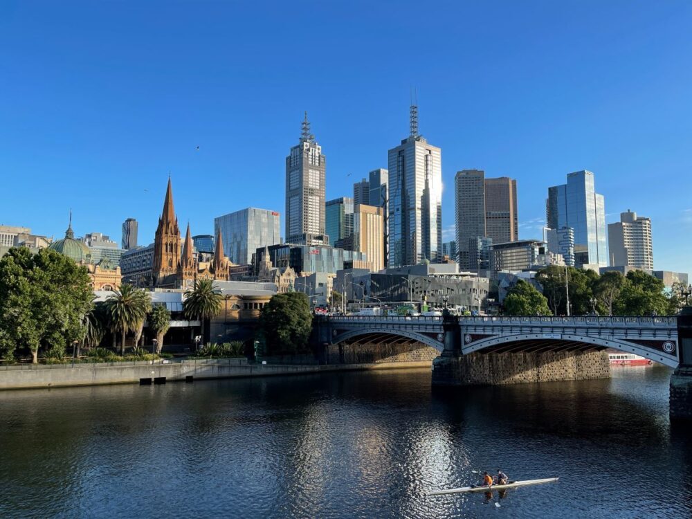 10 Best Things to do in Victoria | The Common Traveler | image: Melbourne skyline with river in front