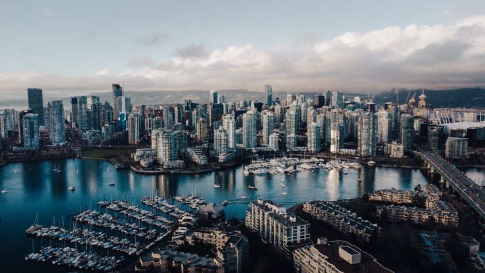 21 Best Things to Do in Vancouver | The Common Traveler | image: aerial view of Vancouver's waterfront
