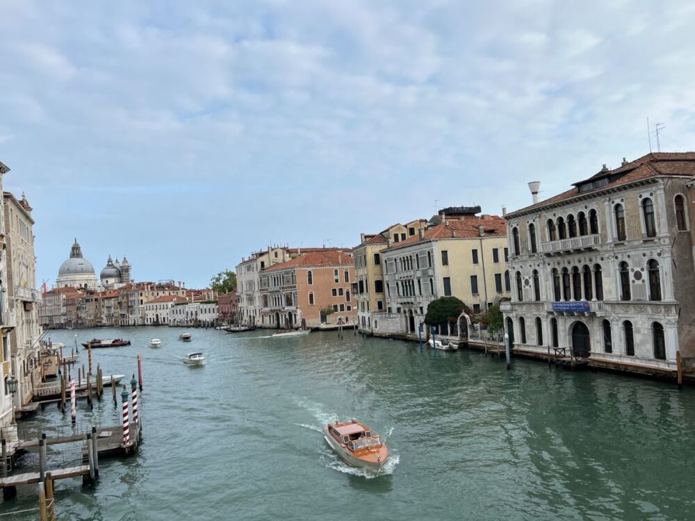 Tips for Visiting Venice Italy | The Common Traveler | image: boats on canal