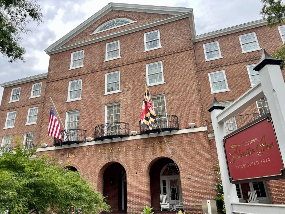 13+ Reasons to Spend a Weekend in Easton, Talbot County, MD | The Common Traveler | image: The Tidewater Inn
