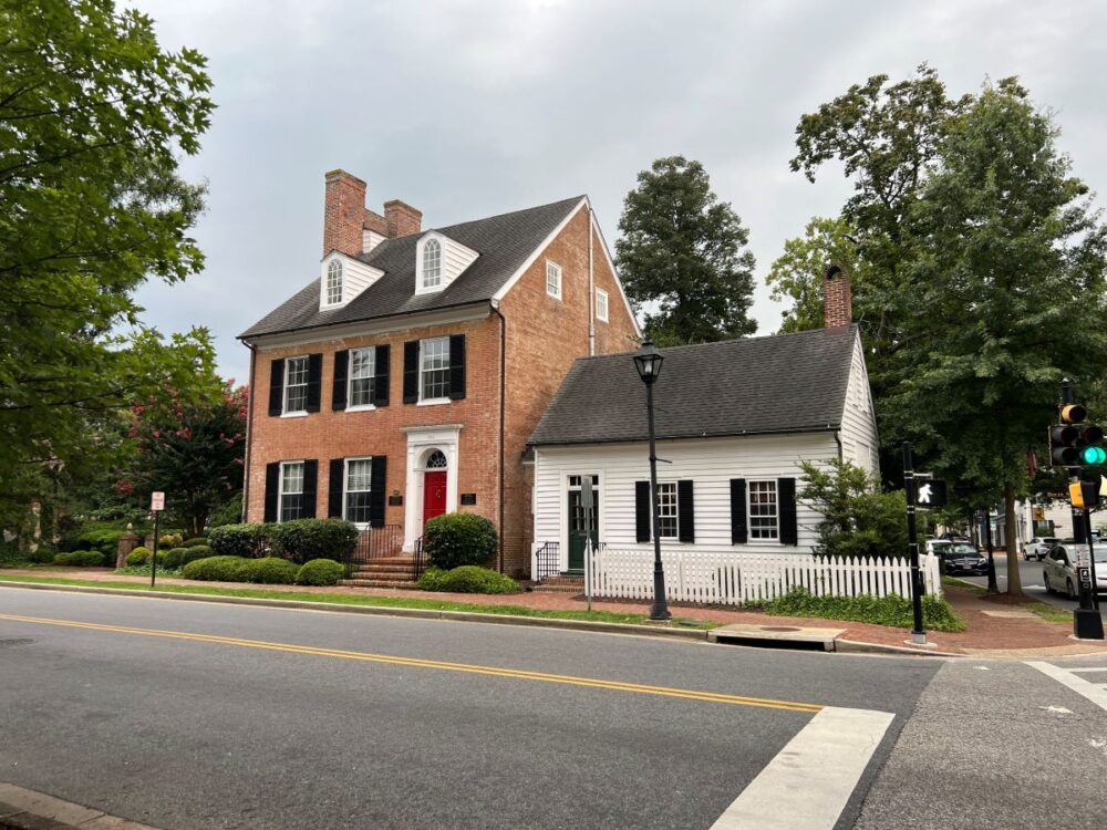 13+ Reasons to Spend a Weekend in Easton, Talbot County, MD | The Common Traveler | image: Historic James Neall House
