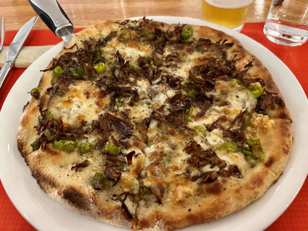13+ Reasons to Spend a Weekend in Easton, Talbot County, MD | The Common Traveler | image: mushroom pizza