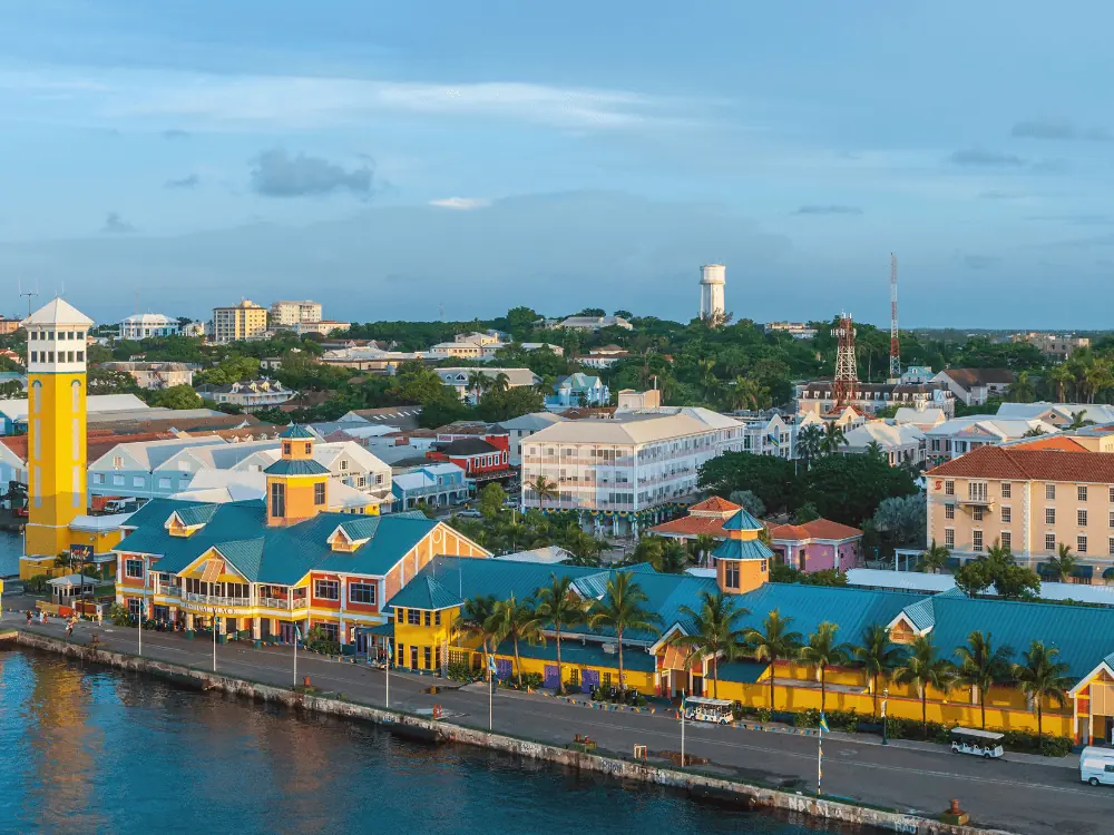 Port Day Guide: Nassau, Bahamas | The Common Traveler | image: colorful buildings at Nassau cruise dock
