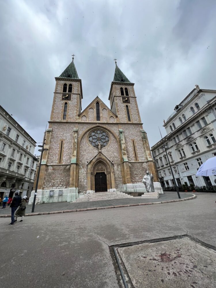 Top Things to Do in Sarajevo | The Common Traveler | image: Sacred Heart Cathedral