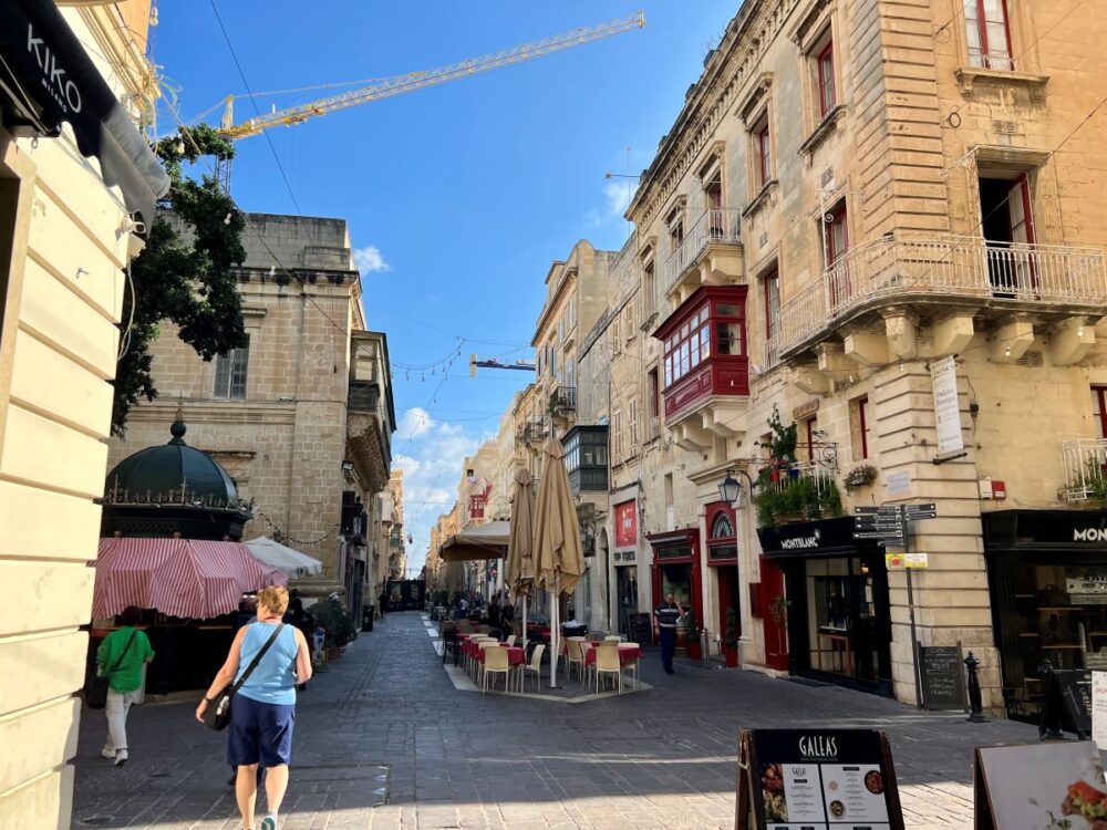 Port Day Guide: Valletta, Malta | The Common Traveler | image: Strait Street