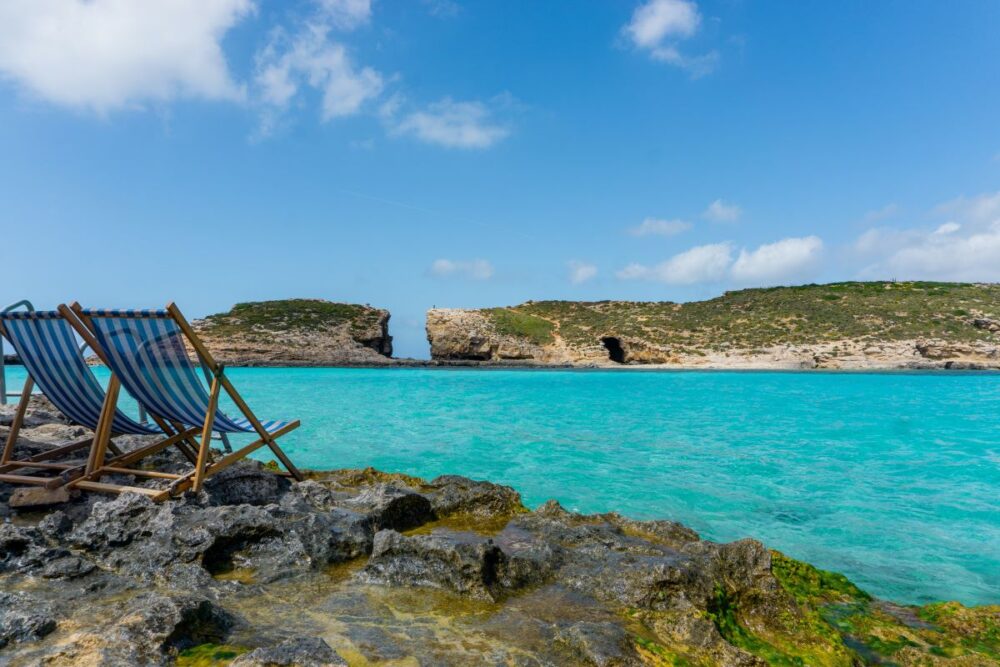 Port Day Guide: Valletta, Malta | The Common Traveler | image: Blue Lagoon Bay in Comino Island