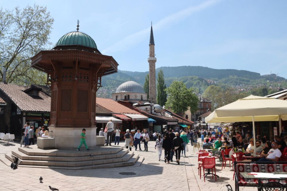 Top Things to Do in Sarajevo | The Common Traveler | image: Sebilj Fountain