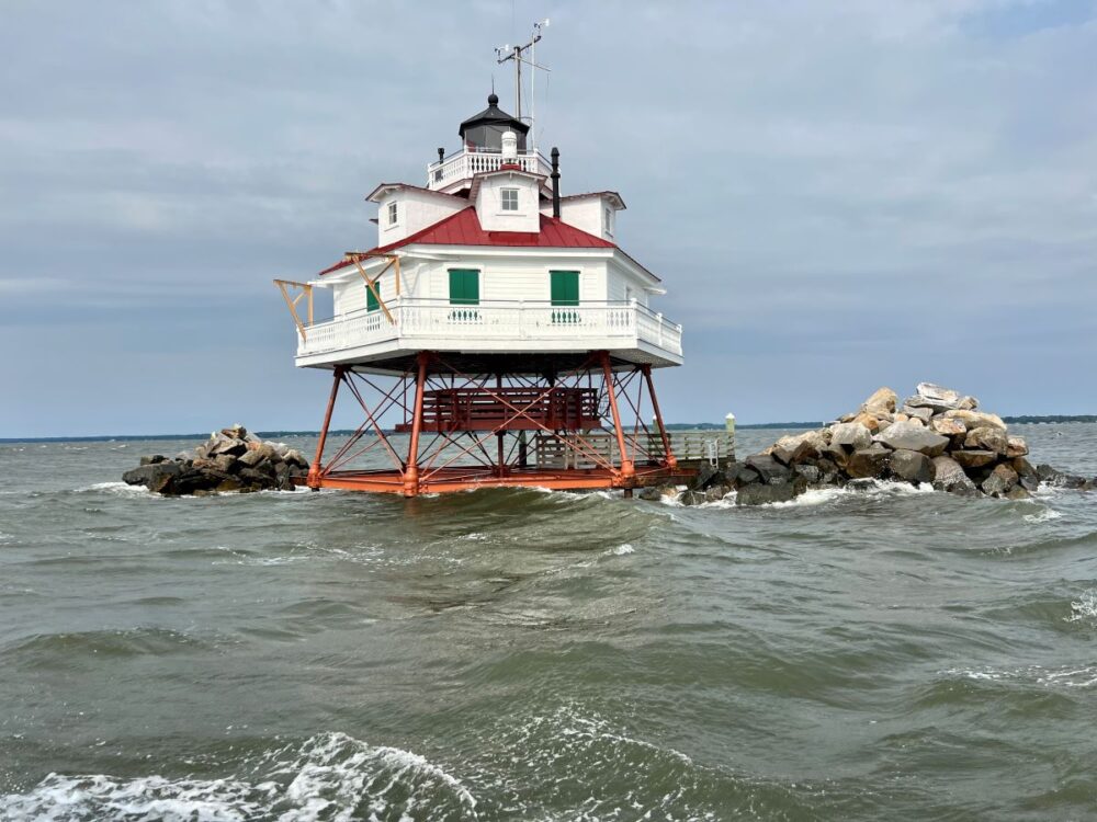 20 Things to Do on Kent Island, Queen Anne's County, MD | The Common Traveler | image: Thomas Point Shoal Lighthouse
