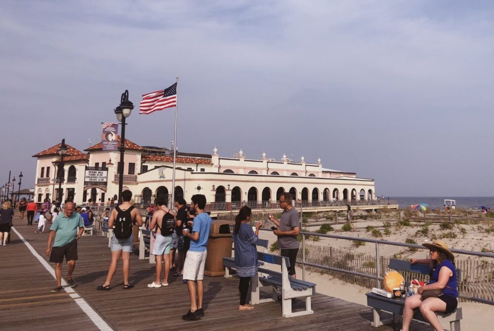 11 Best Things to Do in Ocean City NJ | The Common Traveler | image: Music Pier