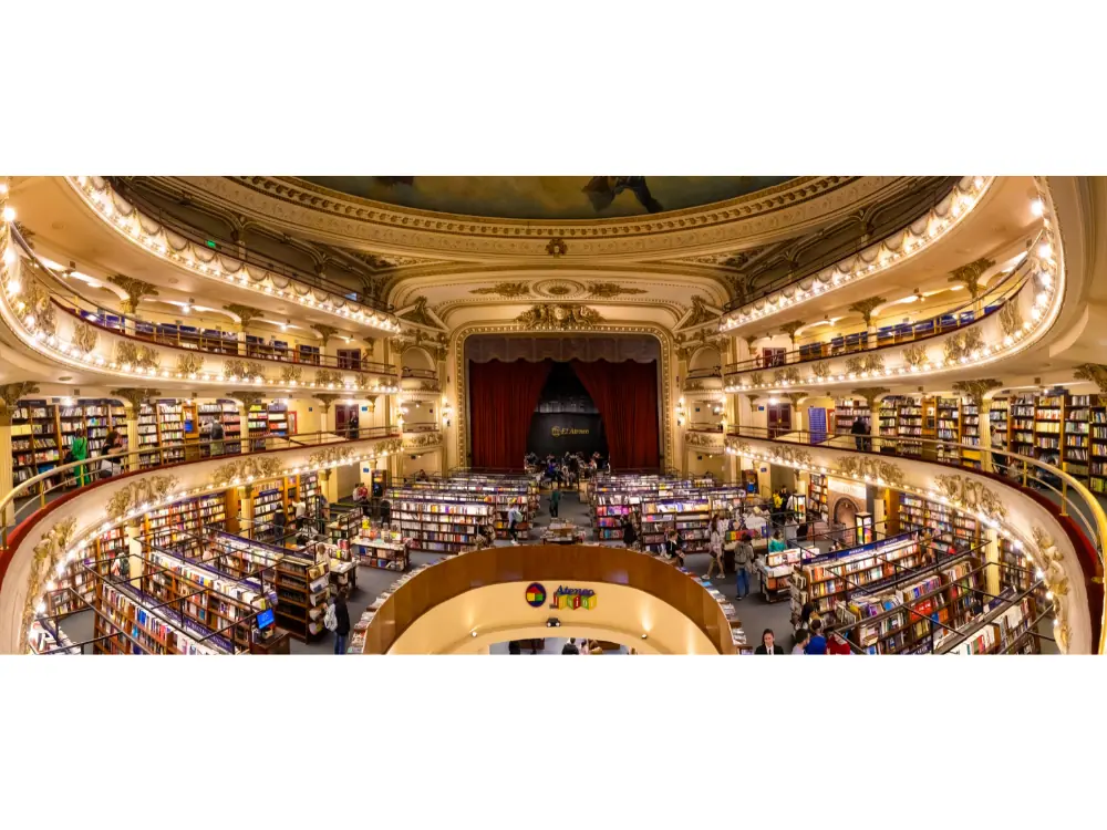 Buenos Aires Itinerary 24 or 48 Hours | The Common Traveler | image: El Atone Bookstore