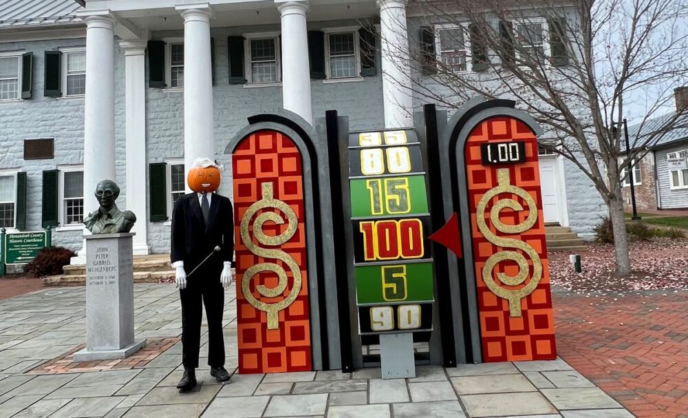 Best Things to Do in Woodstock, Virginia | The Common Traveler | image: pumpkin head Price is Right