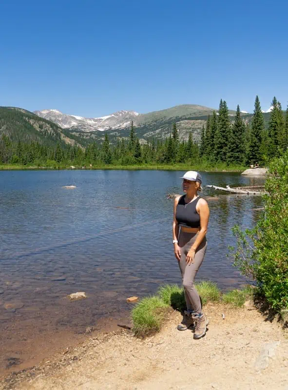 Denver, Colorado: Weekend Itinerary | The Common Traveler | image: lora hiking lost lake trail colorado