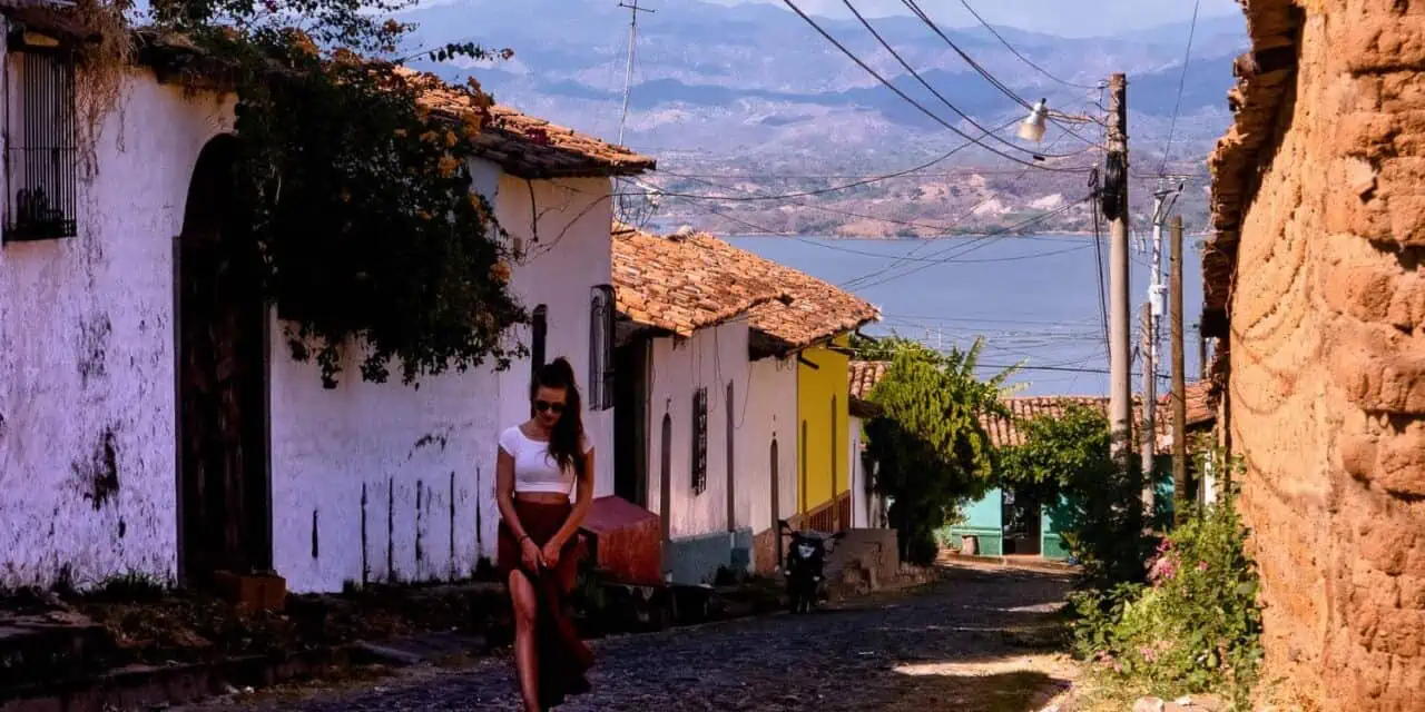 Wanderlust Wardrobe: Packing for Practicality and Style