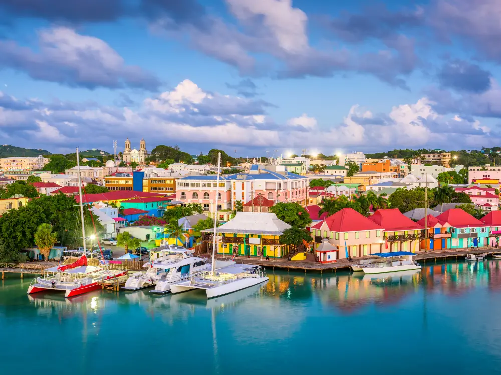 Antigua 1 Day Itinerary | The Common Traveler | image: St. John's