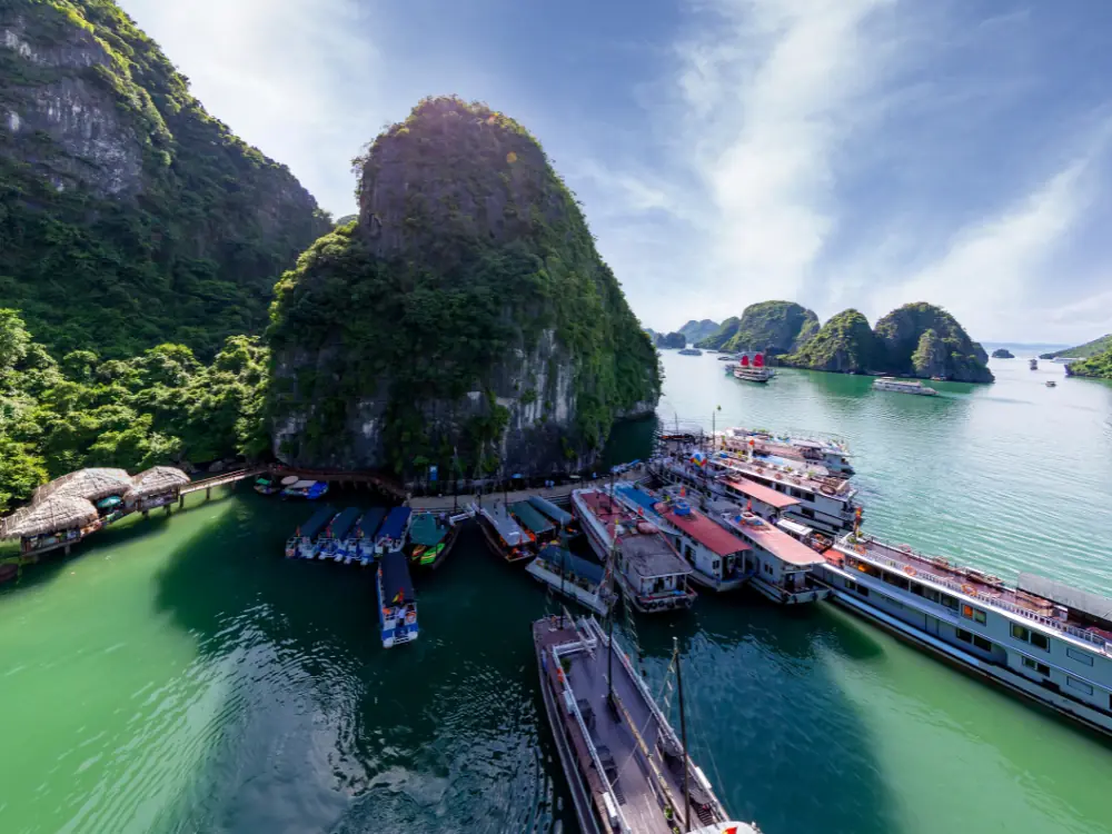 Incredible Things to Do in Halong Bay | The Common Traveler | image: Ti Top Island