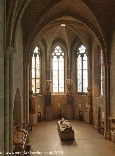 New York Cloisters Museum | The Common Traveler | image: Gothic Chapel Gallery