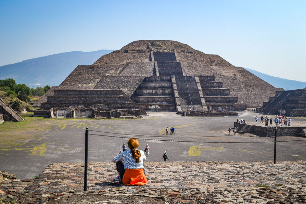 10 Best Places to Visit in Mexico City | The Common Traveler | image: Teotihuacan Pyramids