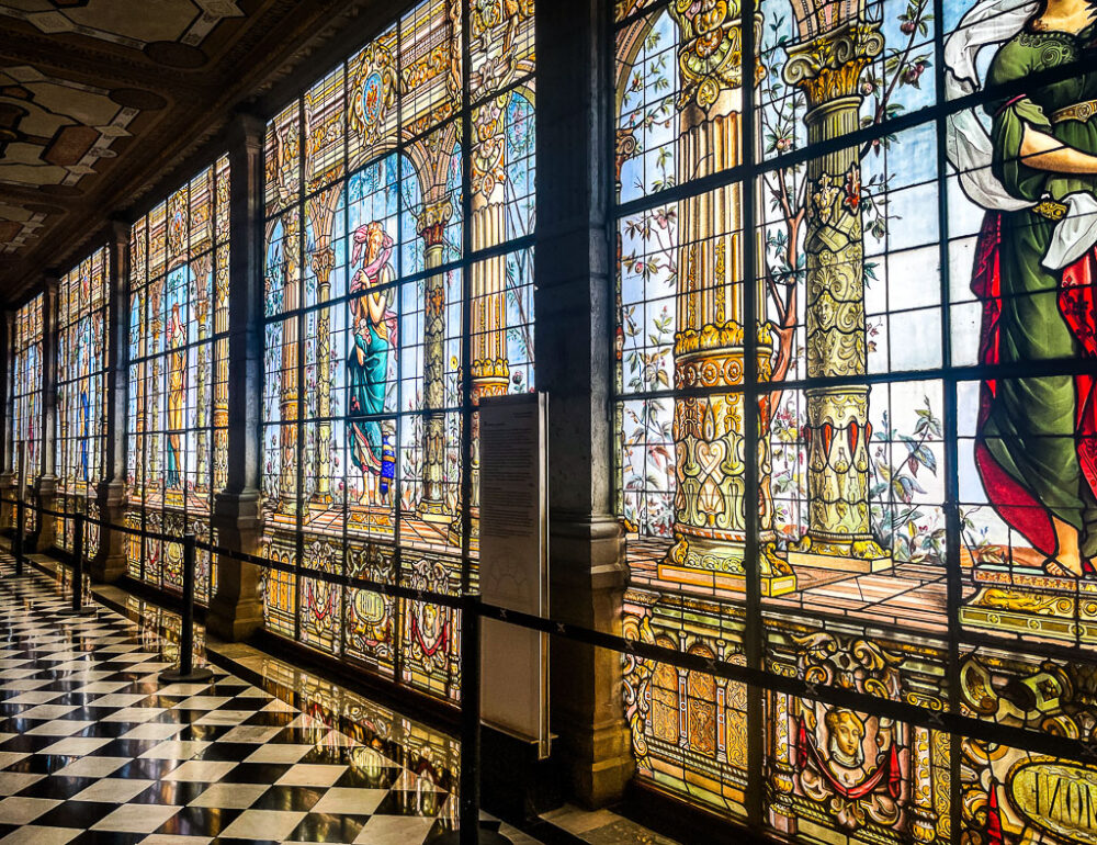10 Best Places to Visit in Mexico City | The Common Traveler | image: Chapultepec Castle