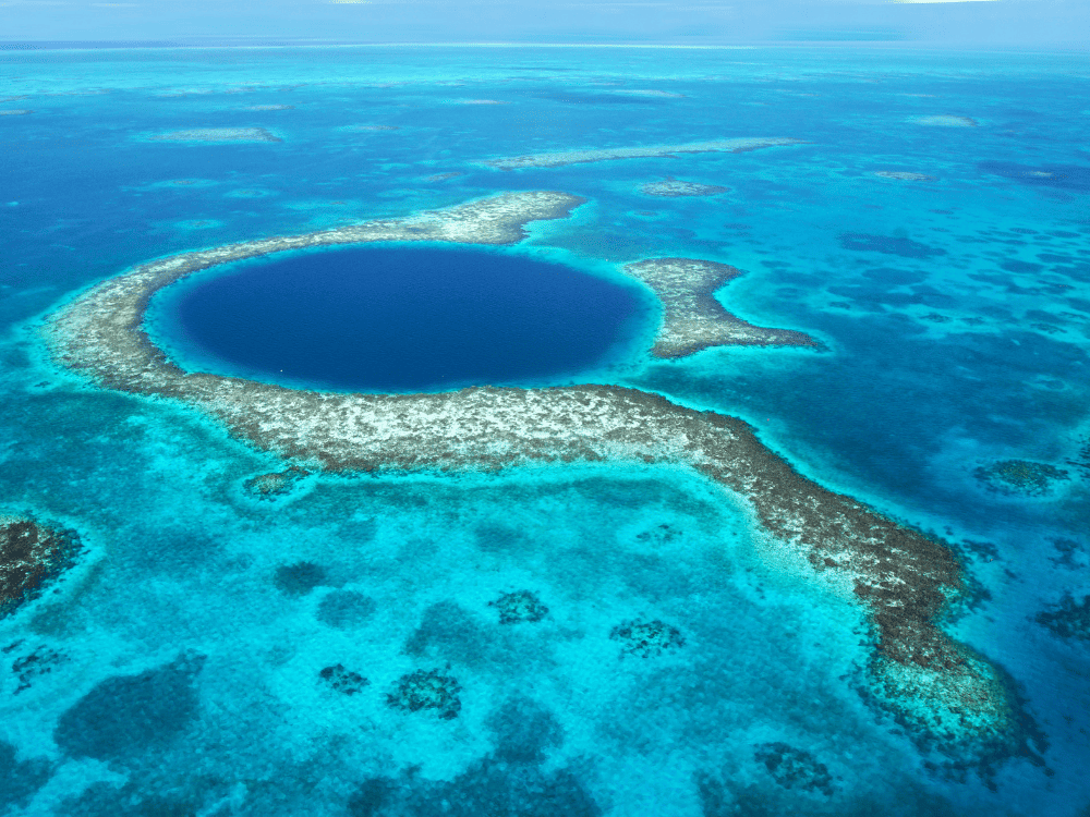 Belize Rocks Caye Caulker or Ambergris Caye: Which Belizean Island Is Right For You ...