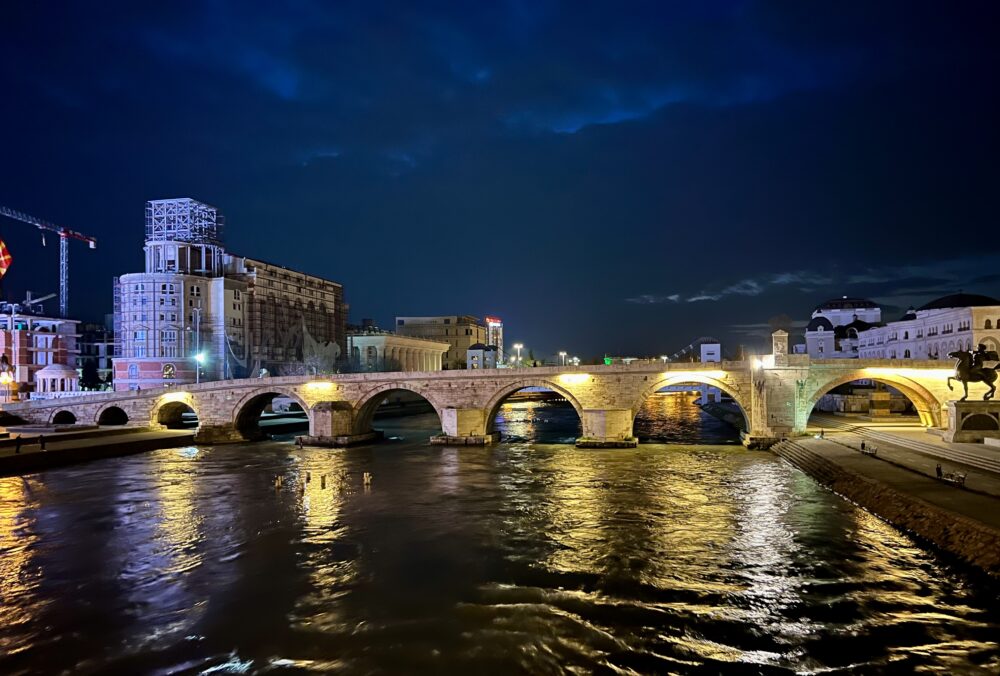 Best Things to Do in Skopje | The Common Traveler | image: Stone Bridge at night