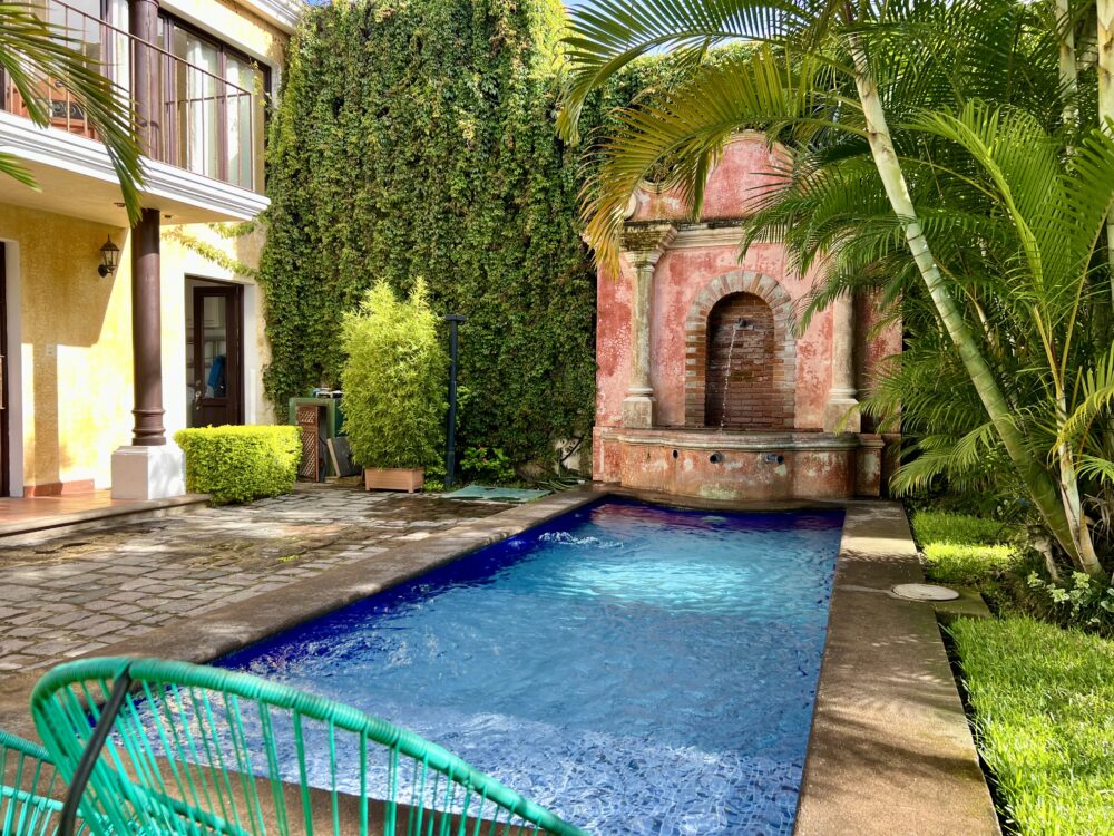 Unforgettable Things to Do in Antigua, Guatemala | The Common Traveler | image: shallow pool at Casa Mia Hotel