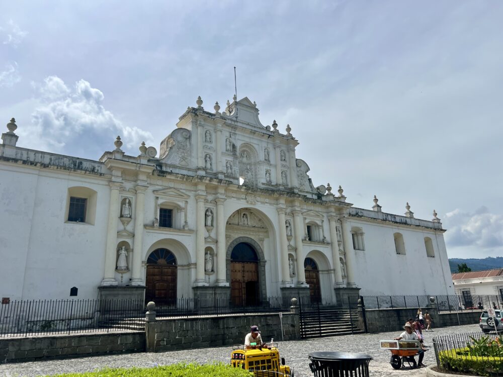 Unforgettable Things to Do in Antigua, Guatemala | The Common Traveler | image: Catedral de Antigua