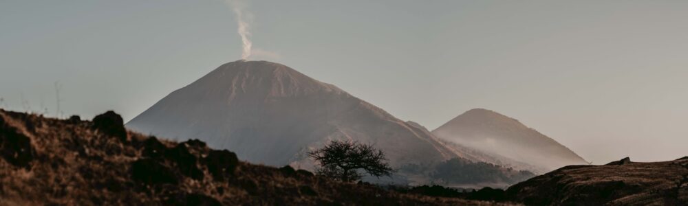 Unforgettable Things to Do in Antigua, Guatemala | The Common Traveler | image: Pacaya Volcano
