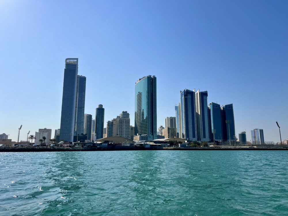 24 Hours in Bahrain Itinerary | The Common Traveler | image: Bahrain Bay