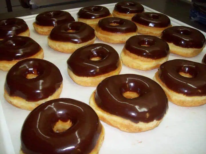Best Things to Do in Bristol TN/VA | The Common Traveler | image: chocolate glazed donuts from Blackbird Bakery