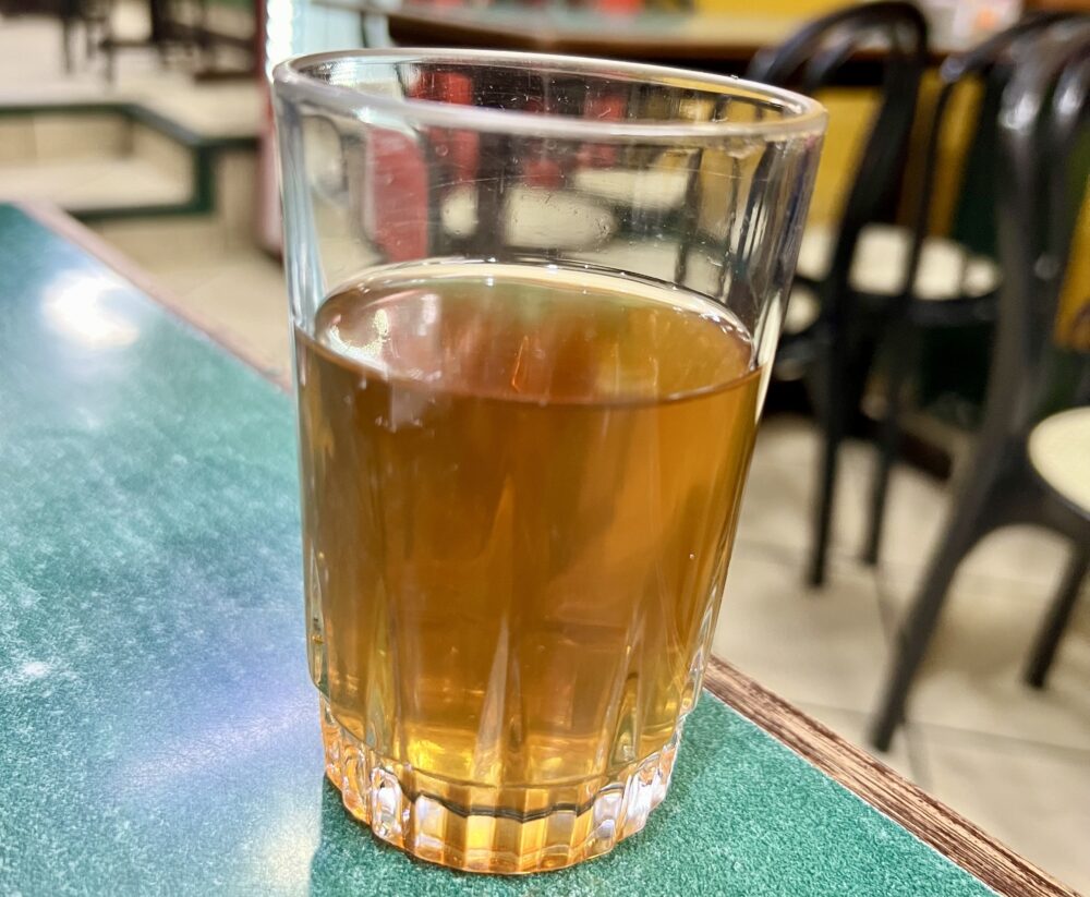 Traditional Bolivian Foods to Try | The Common Traveler | image: glass of peach juice