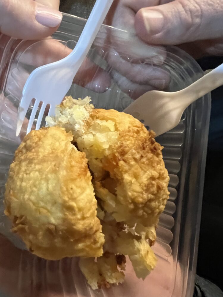 Traditional Bolivian Foods to Try | The Common Traveler | image: relleno de papa