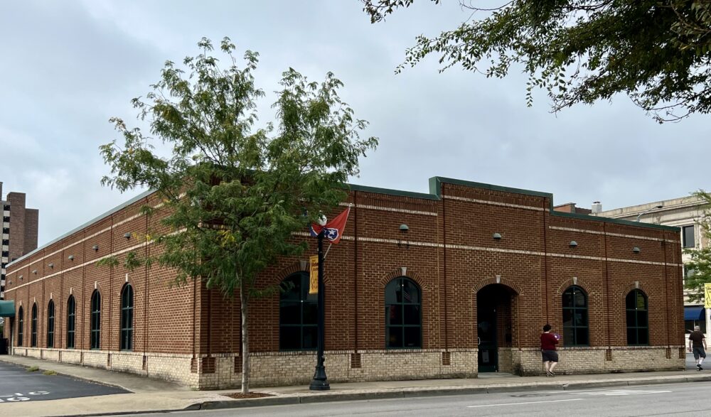 Best Things to Do in Bristol TN/VA | The Common Traveler | image: