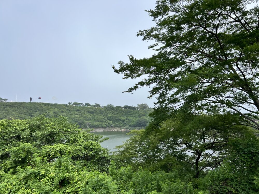 Managua, Nicaragua | The Common Traveler | image: view of Tiscapa Lagoon Natural Reserve