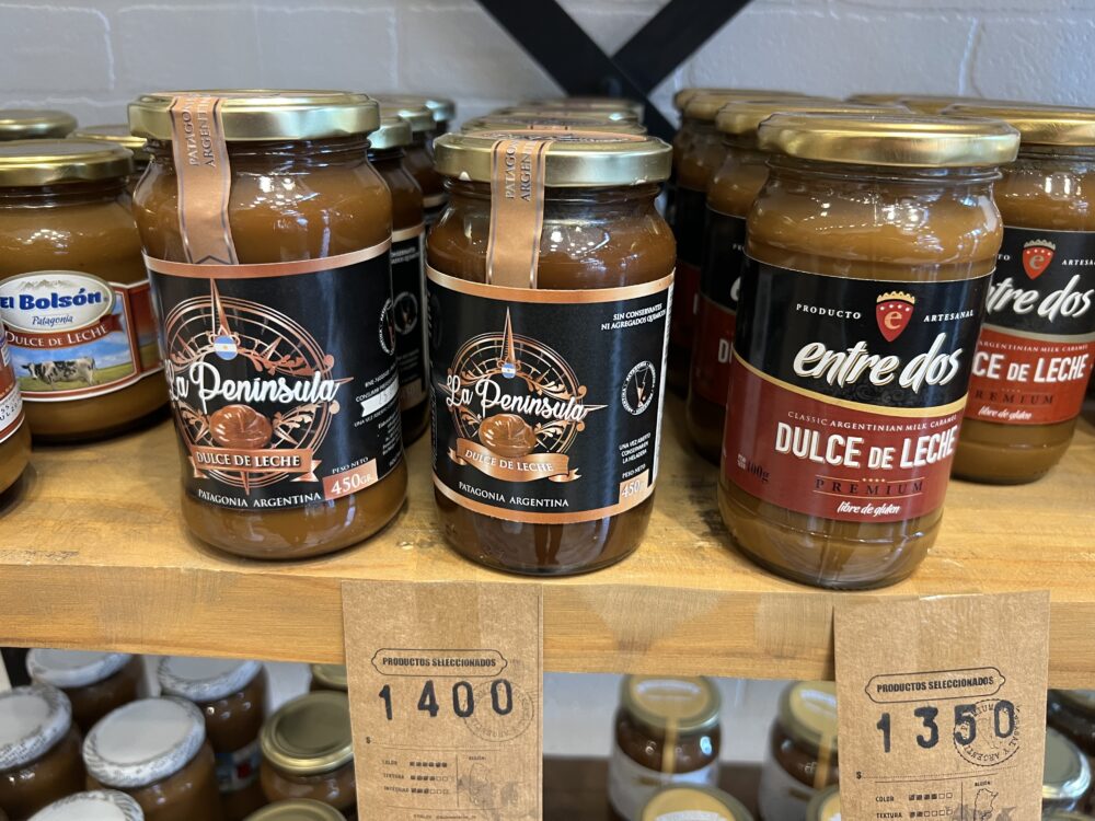 Best Foods and Drinks to Try in Argentina | The Common Traveler | image: jars of dulce de Leche