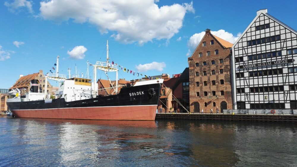 Winter in Gdansk | The Common Traveler | image: Maritime Museum with ship out front
