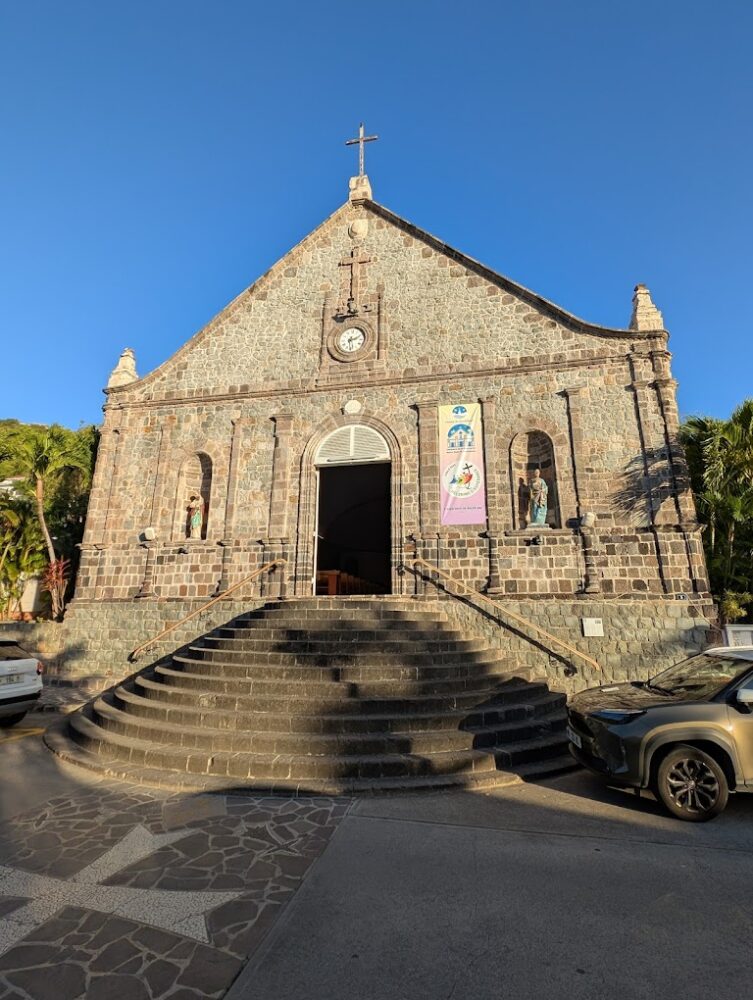 Self-Guided Walking Tour of Gustavia, St Barts | The Common Traveler | image: entrance to stone Church of Our Lady of the Assumption