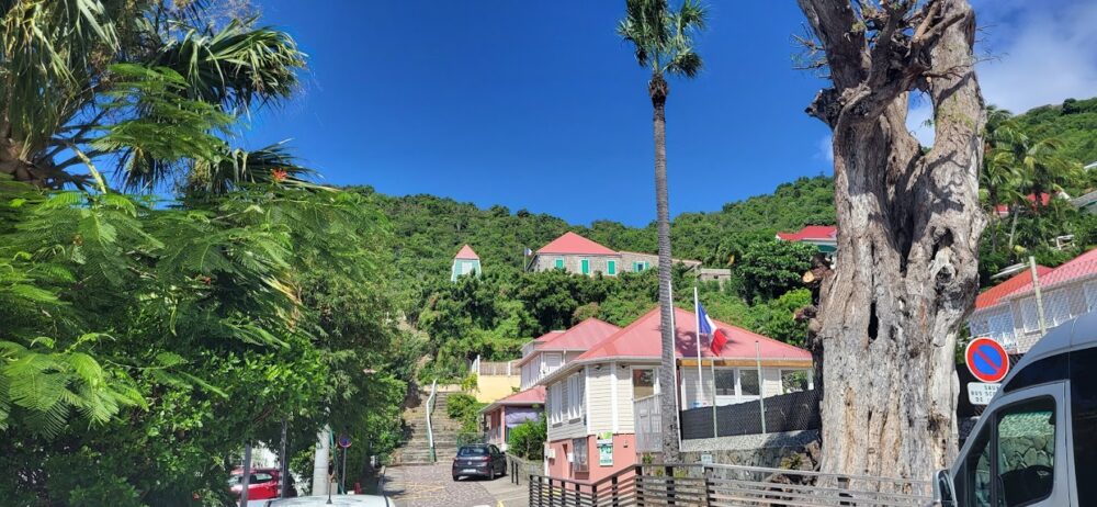Self-Guided Walking Tour of Gustavia, St Barts | The Common Traveler | image: clock tower and prison ruins