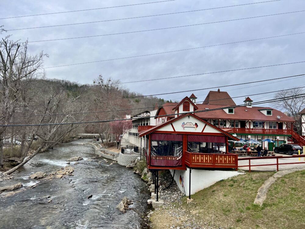 28 Best Things to Do in Helen, GA | The Common Traveler | image: restaurant in Bavarian style