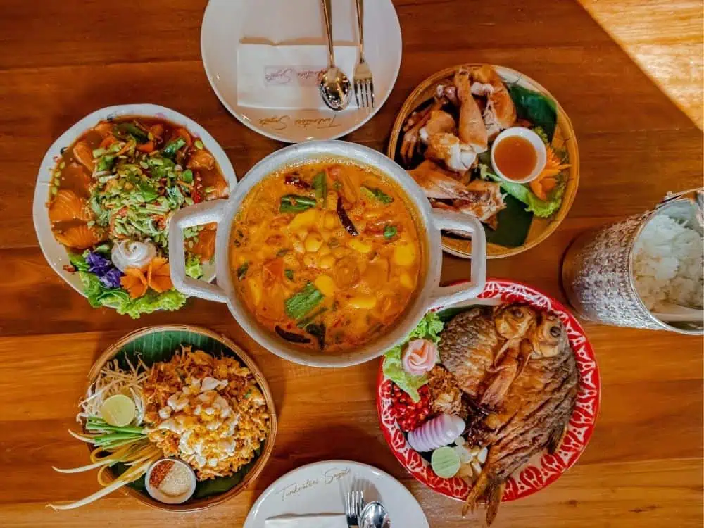 What to Do in Bangkok in a Day | The Common Traveler | image: Various Thai dishes seen from above