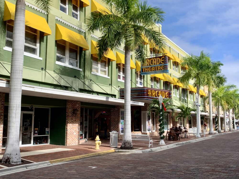 Haunted Fort Myers | The Common Traveler | image: front of Arcade Theatre
