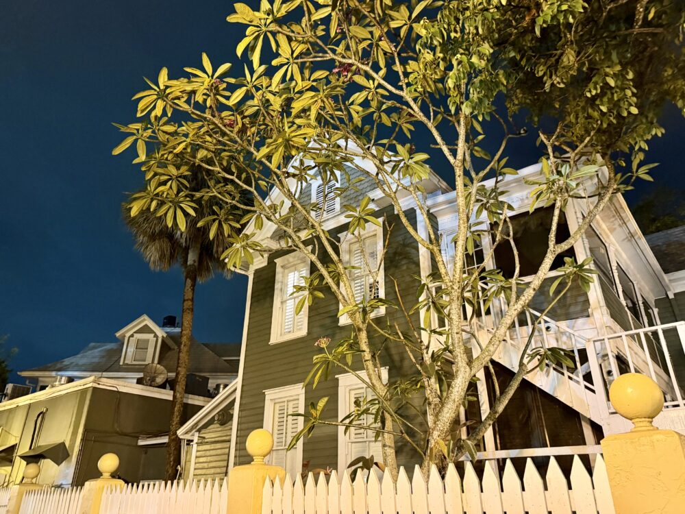 Haunted Fort Myers | The Common Traveler | image: The Veranda restaurant - gray mansions at night